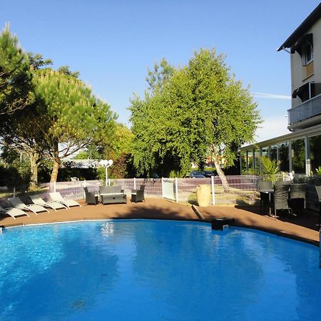 Logis Les Charmilles Chalon-Sur-Saone Sud Hotel Lux ภายนอก รูปภาพ