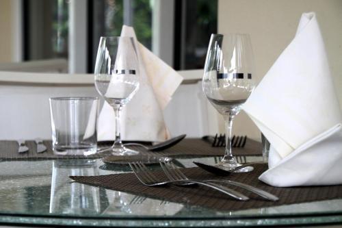 Logis Les Charmilles Chalon-Sur-Saone Sud Hotel Lux ภายนอก รูปภาพ