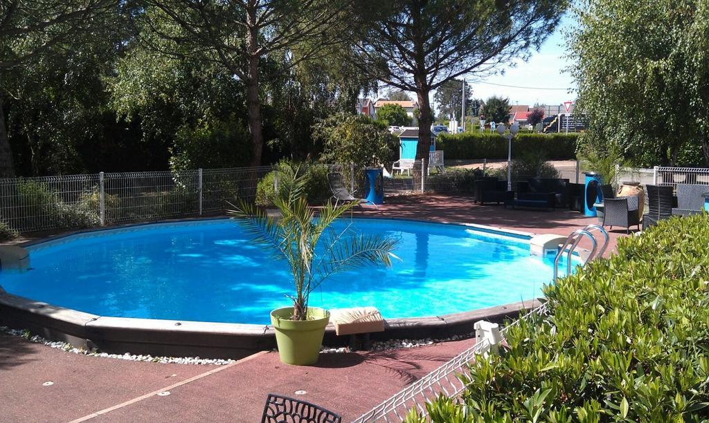 Logis Les Charmilles Chalon-Sur-Saone Sud Hotel Lux ภายนอก รูปภาพ